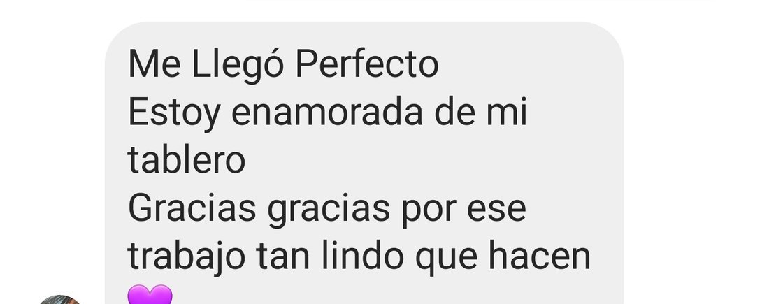 Captura real de WhatsApp: reseña de Daniela R.