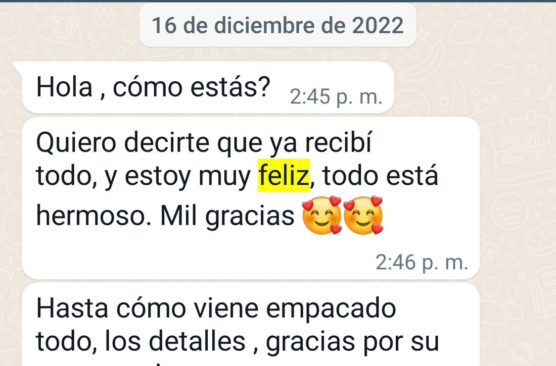 Captura real de WhatsApp: reseña de Dariela E.